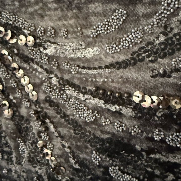 Miss Me Black and Gray Cap Sleeve Embellished Blouse, size S - Picture 3 of 10